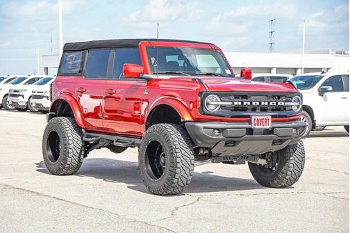 2023 Ford Bronco Outer Banks
