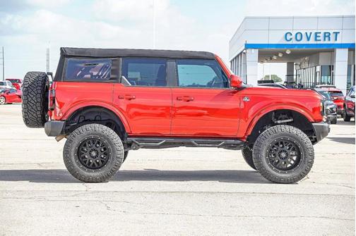 2023 Ford Bronco Outer Banks