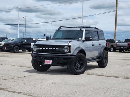 White 2022 Ford Bronco Wildtrak