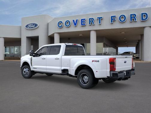 Star White Metallic Tri-Coat 2026 Ford F-350 LARIAT