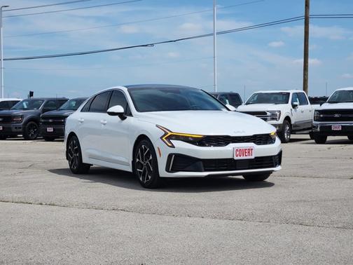 Snow White Pearl 2025 Kia K5 EX