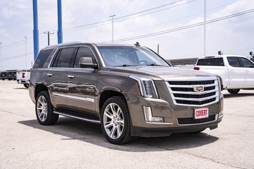 2016 Cadillac Escalade Luxury Collection