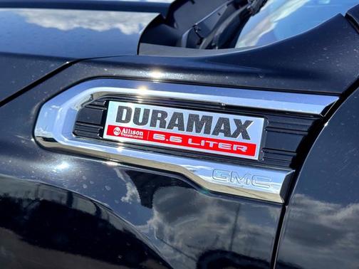 Onyx Black 2022 GMC Sierra 2500 Denali