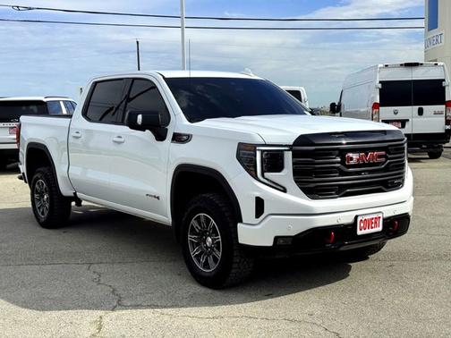 Summit White 2025 GMC Sierra 1500 AT4