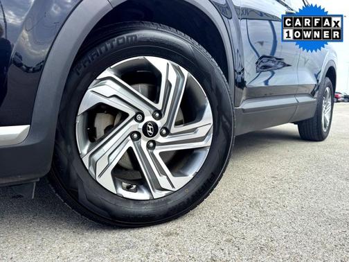 2022 Hyundai SANTA FE SE