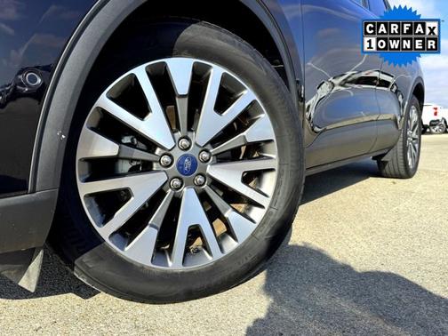 2020 Ford Escape Titanium Hybrid