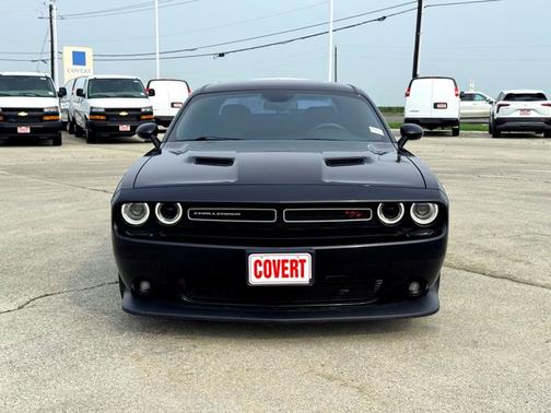 Pitch Black Clearcoat 2018 Dodge Challenger R/T Scat Pack