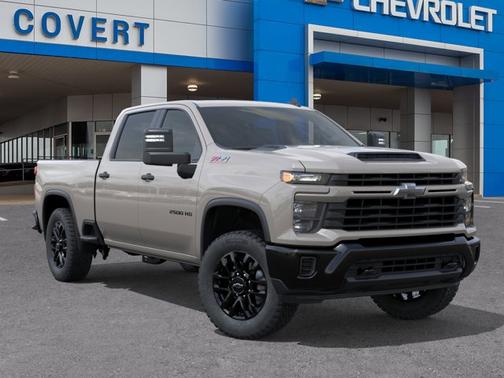 White Sands 2026 Chevrolet Silverado 2500 Custom