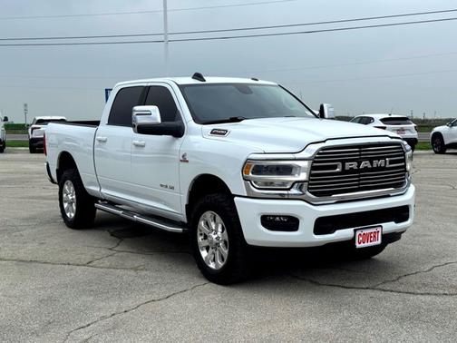 Bright White Clearcoat 2023 RAM 2500 Laramie