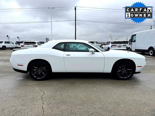 2022 Dodge Challenger SXT