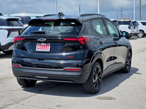 Mosaic Black Metallic 2027 Chevrolet Bolt RS