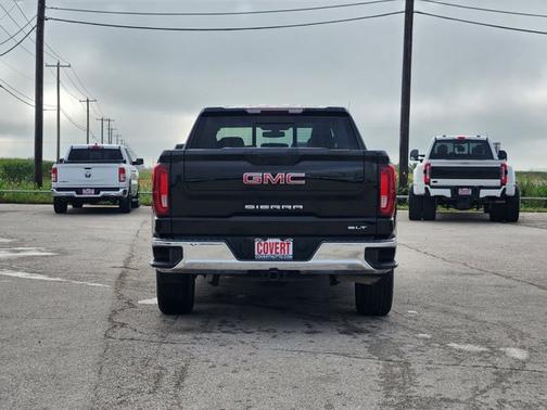 Onyx Black 2021 GMC Sierra 1500 SLT