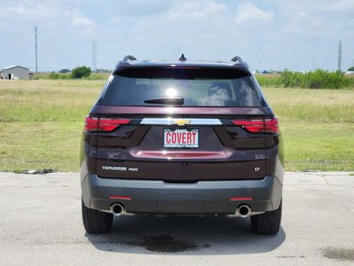Black Cherry Metallic 2023 Chevrolet Traverse LT Leather