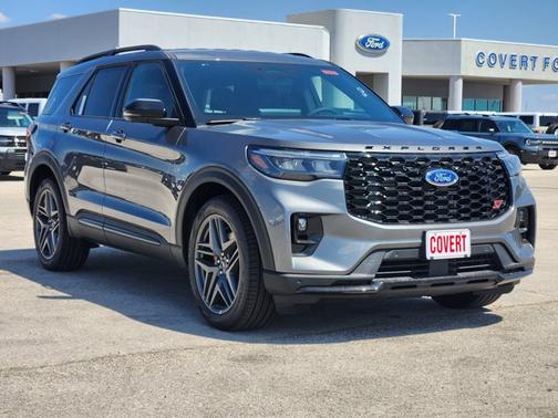 Carbonized Gray Metallic 2026 Ford Explorer ST