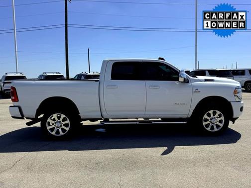 Bright White Clearcoat 2023 RAM 2500 Laramie