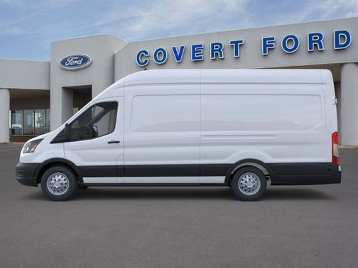 Oxford White 2026 Ford Transit-350