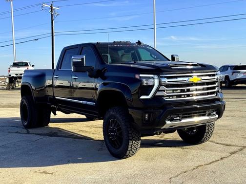 2026 Chevrolet Silverado 3500 High Country