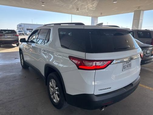 2021 Chevrolet Traverse LT Cloth