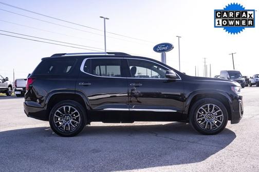 2022 GMC Acadia Denali