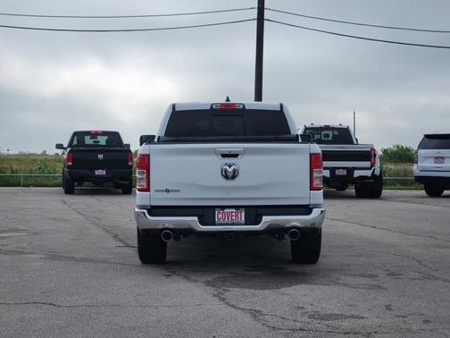 Bright White Clearcoat 2022 RAM 1500 Lone Star