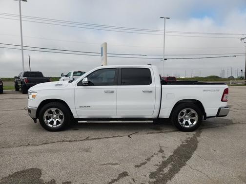 Bright White Clearcoat 2022 RAM 1500 Lone Star