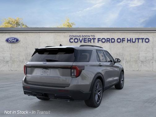 Carbonized Gray Metallic 2026 Ford Explorer ST-Line