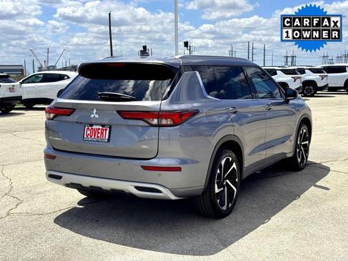 Gray 2022 Mitsubishi Outlander SEL