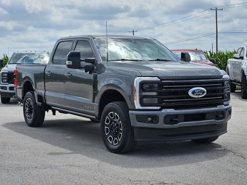 2025 Ford F-250 Platinum