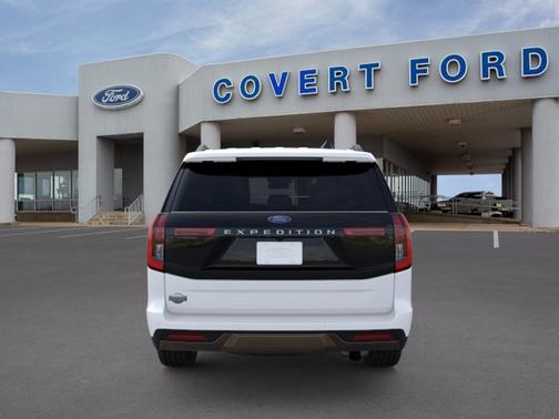 Star White Metallic Tri-Coat 2026 Ford Expedition King Ranch