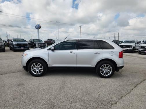 Silver 2014 Ford Edge Limited