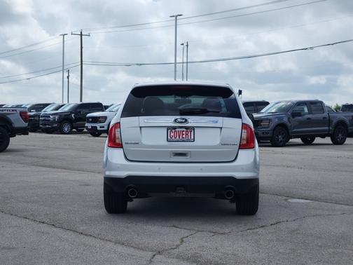 Silver 2014 Ford Edge Limited
