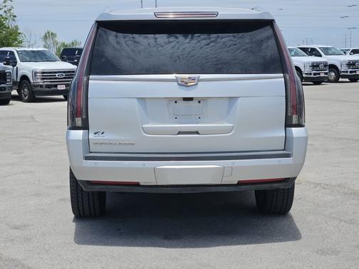 Radiant Silver Metallic 2020 Cadillac Escalade ESV Luxury