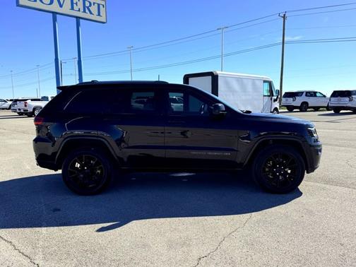 2018 Jeep Grand Cherokee Laredo E