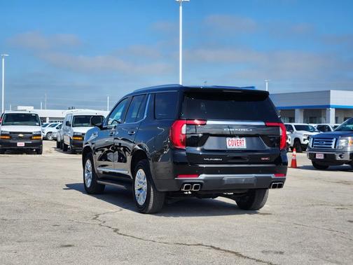Onyx Black 2025 GMC Yukon Denali
