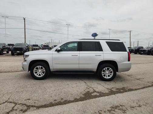Silver Ice Metallic 2018 Chevrolet Tahoe LT