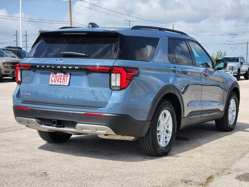 Vapor Blue Metallic 2026 Ford Explorer Active