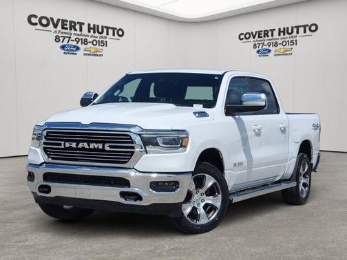 Bright White Clearcoat 2024 RAM 1500 Laramie