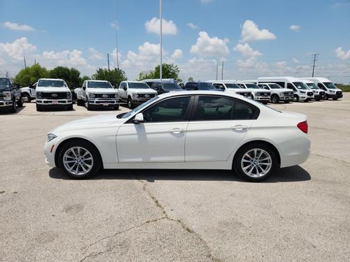 2016 BMW 320 i