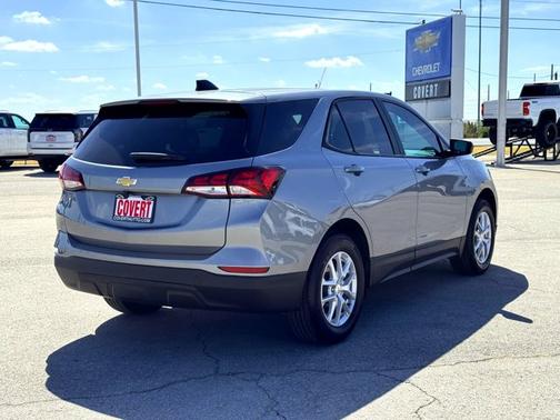 2023 Chevrolet Equinox LS