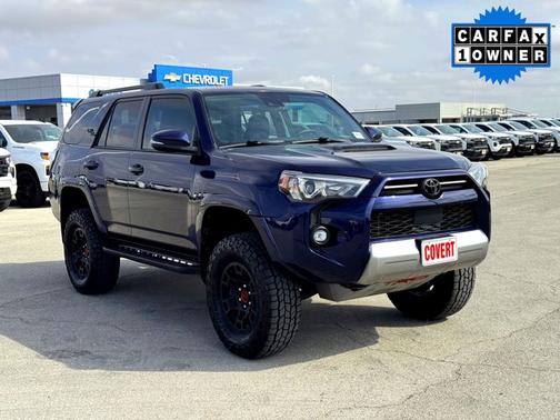 2022 Toyota 4Runner TRD Off Road