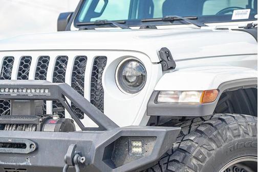 2020 Jeep Gladiator Sport S