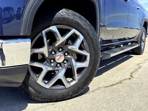 Pacific Blue Metallic 2023 GMC Sierra 1500 SLT