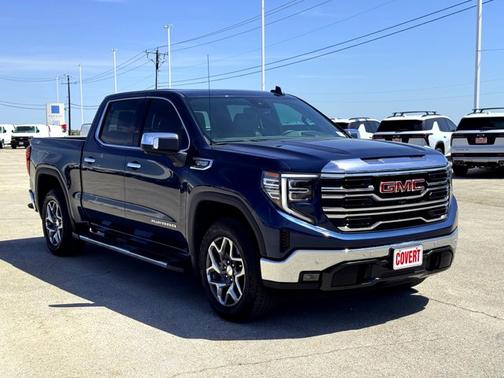 Pacific Blue Metallic 2023 GMC Sierra 1500 SLT