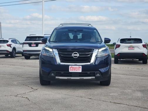 Deep Ocean Blue Pearl 2022 Nissan Pathfinder SL