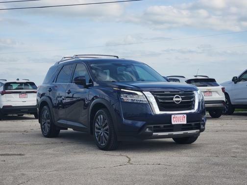 Deep Ocean Blue Pearl 2022 Nissan Pathfinder SL