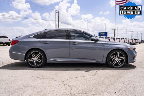 2022 Honda Accord Hybrid Touring