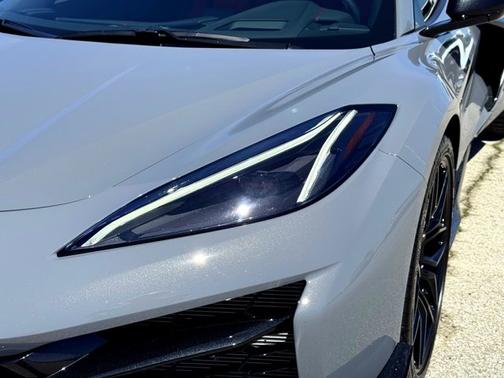 2025 Chevrolet Corvette 1LZ