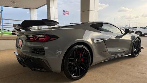 2025 Chevrolet Corvette 1LZ