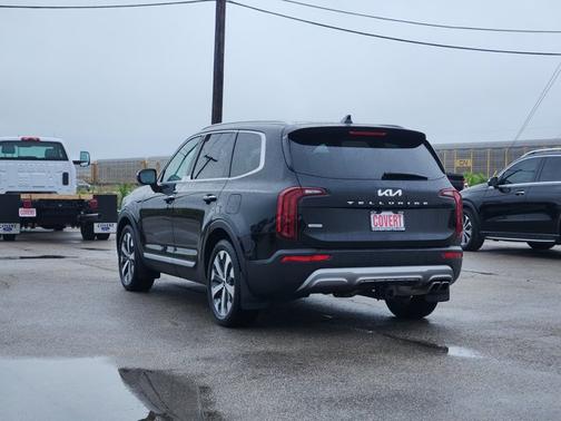 Ebony Black 2022 Kia Telluride S