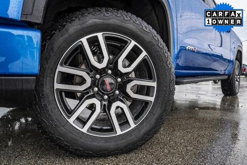 2022 GMC Sierra 1500 AT4